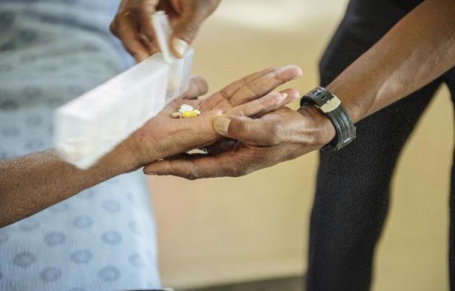 648x415_patient-atteint-tuberculose-multiresistante-traite-a-hopital-tshepong-12-mars-2015-a-klerksdorp-afrique-sud