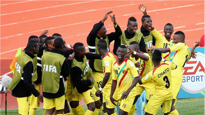 The-Eaglets-of-Mali-celebrate-Sidiki-Maigas-goal